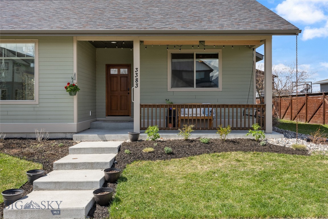 3383 Sora Way