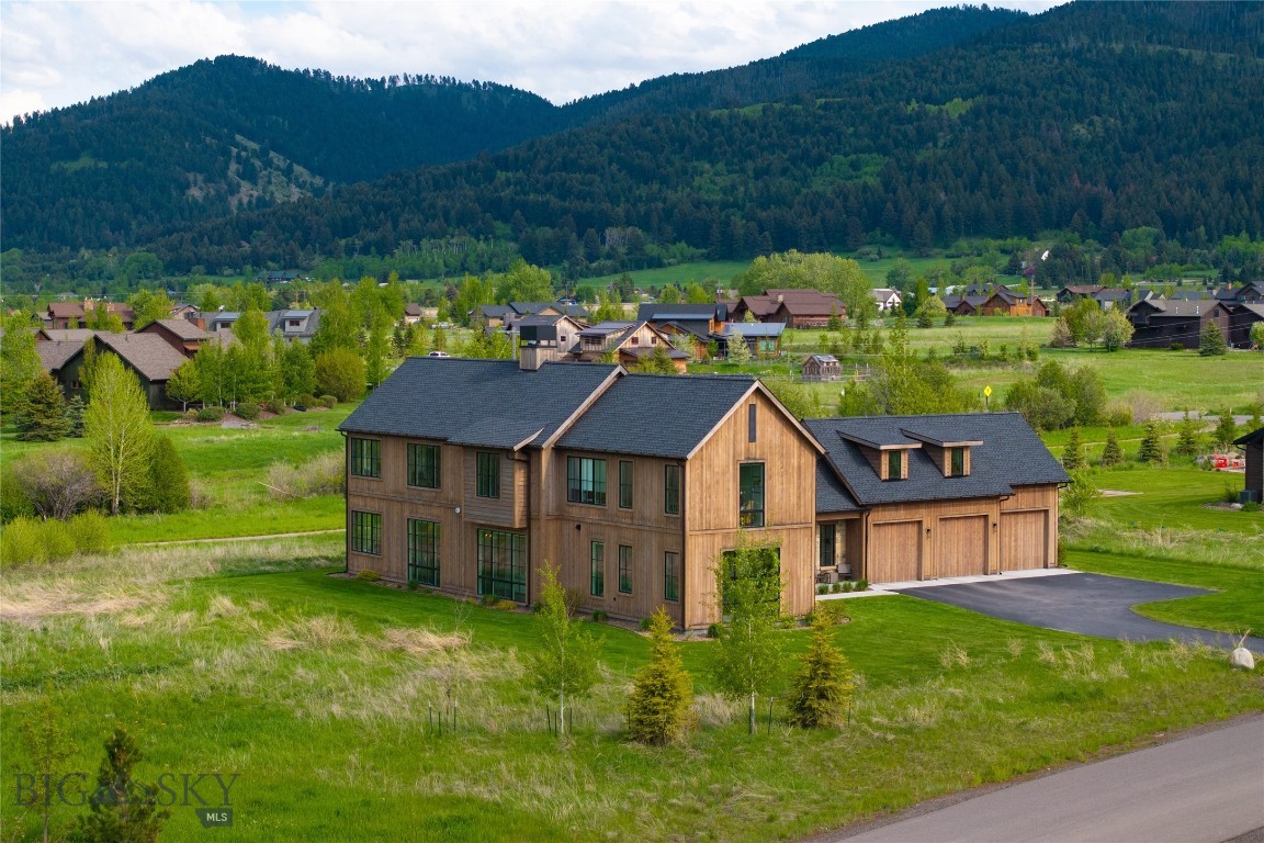 529 Clancy Way