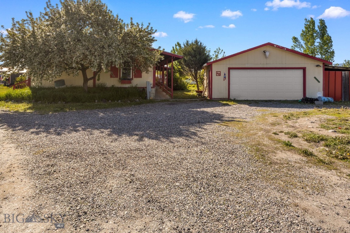 46 Violet, Bozeman