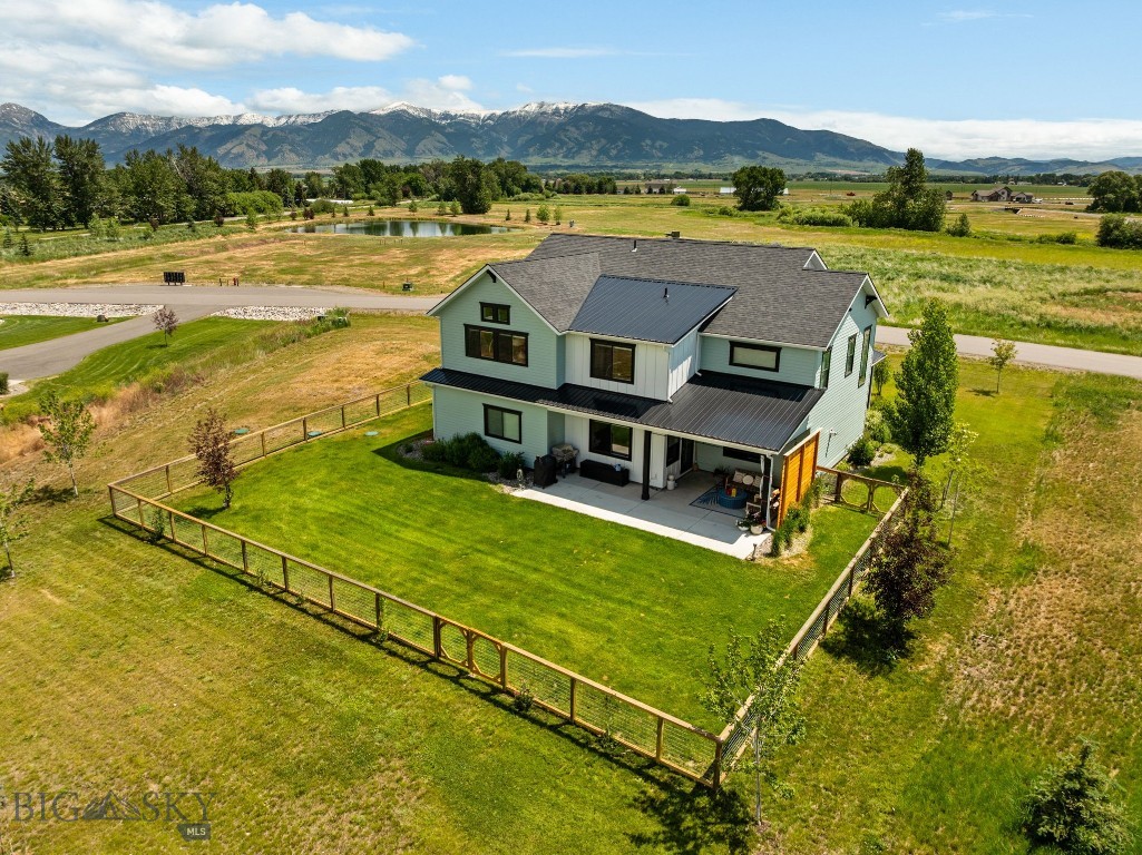 85 Riparian Way