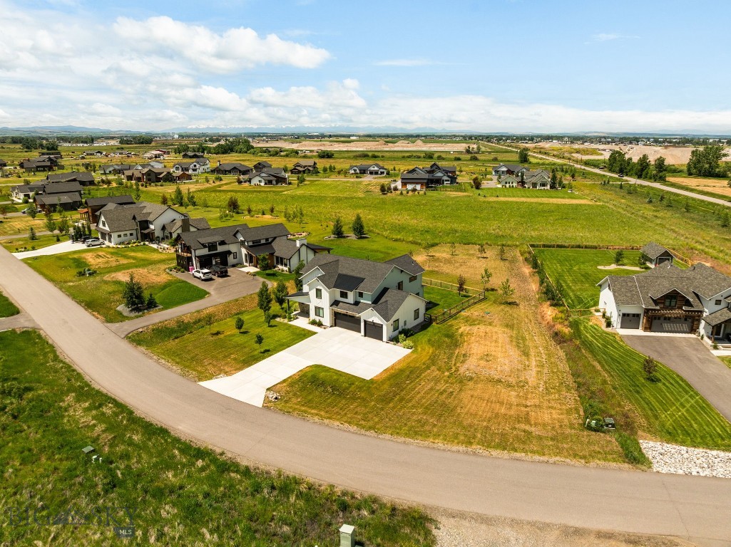 85 Riparian Way