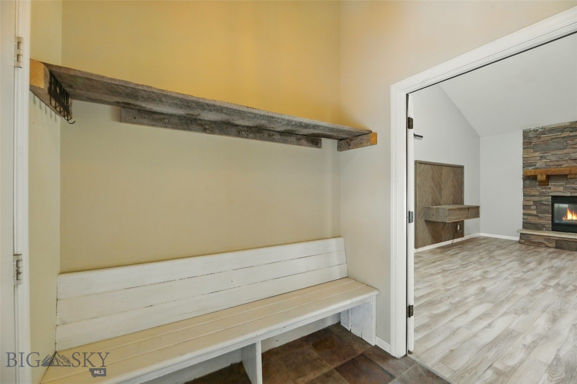 1205 Brentwood