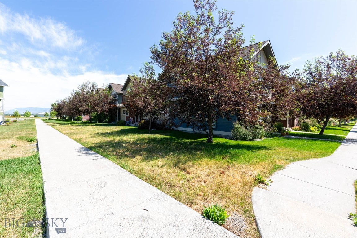 3335 N 27th 11