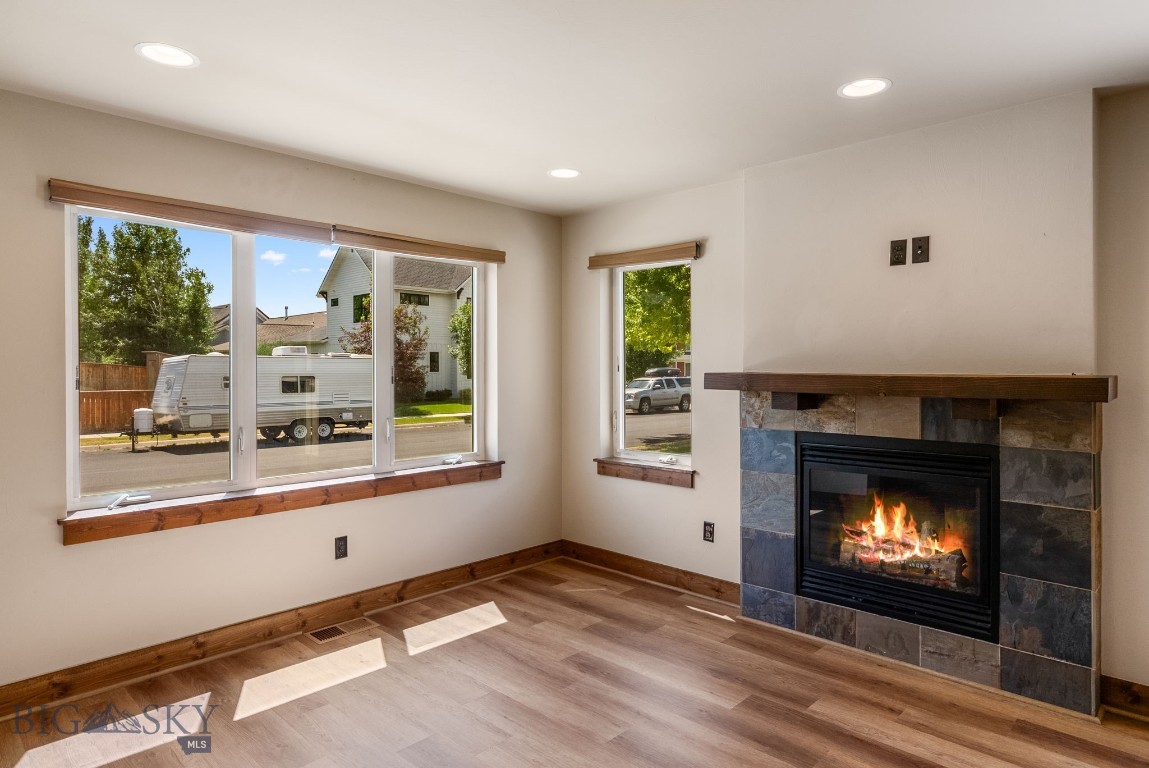 1607 Tempest Court