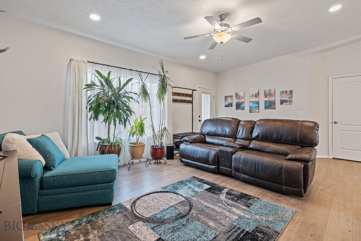 603 Meadow Circle