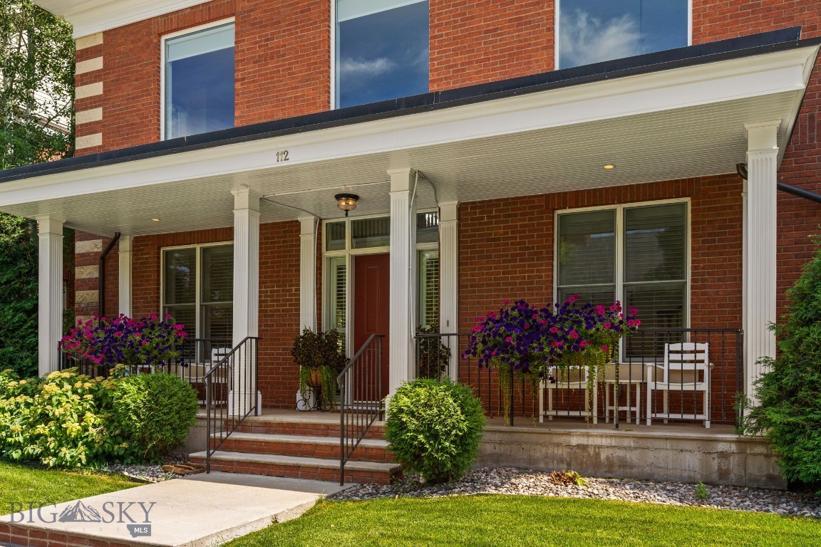 112 Village Downtown Boulevard