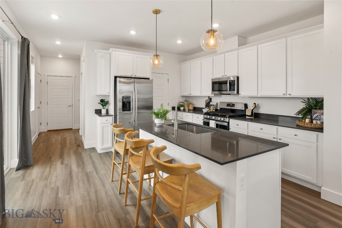 4901 Harvest Parkway