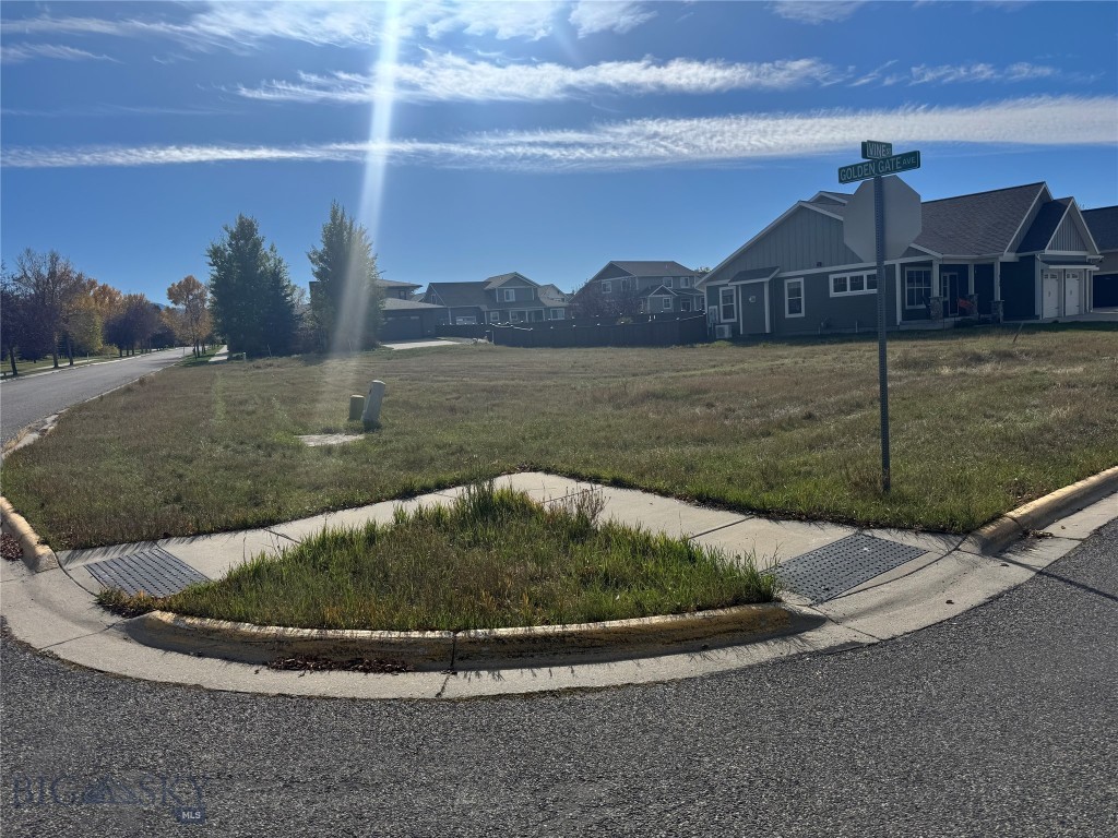 4754 Vine Street (Duplex +ADU)