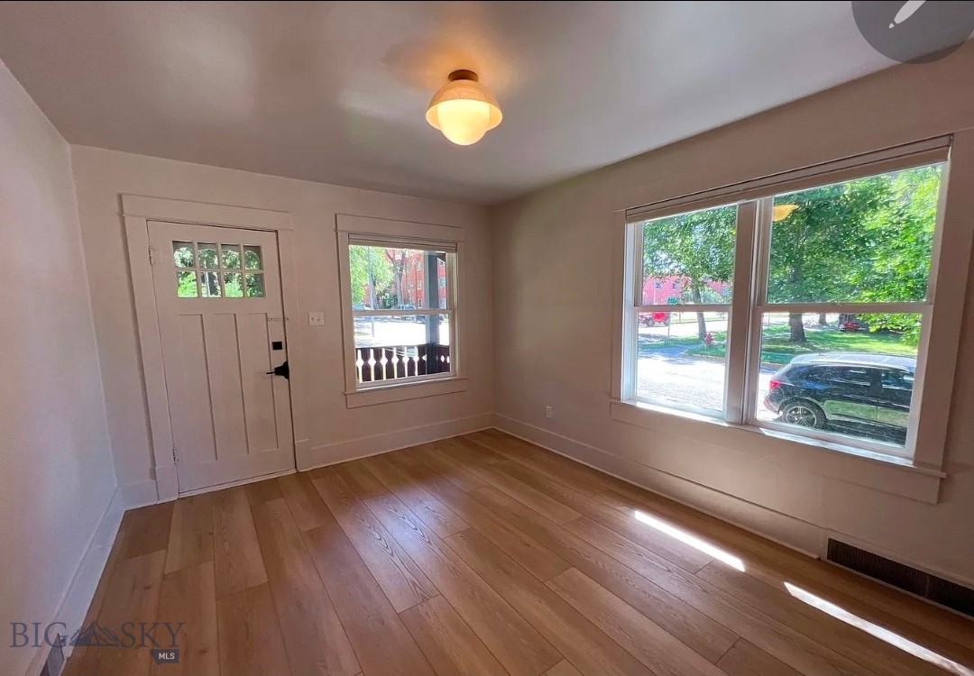 619 W Harrison Street