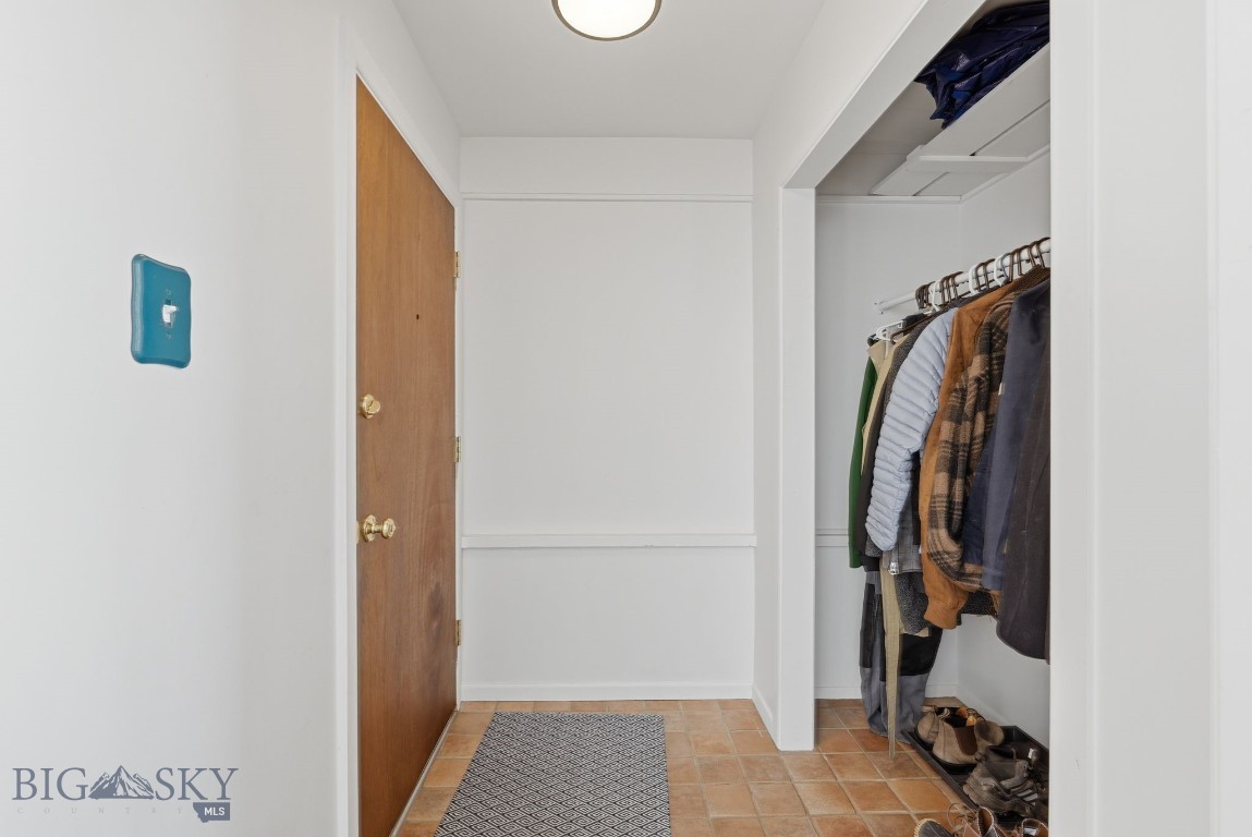 1110 S 3rd