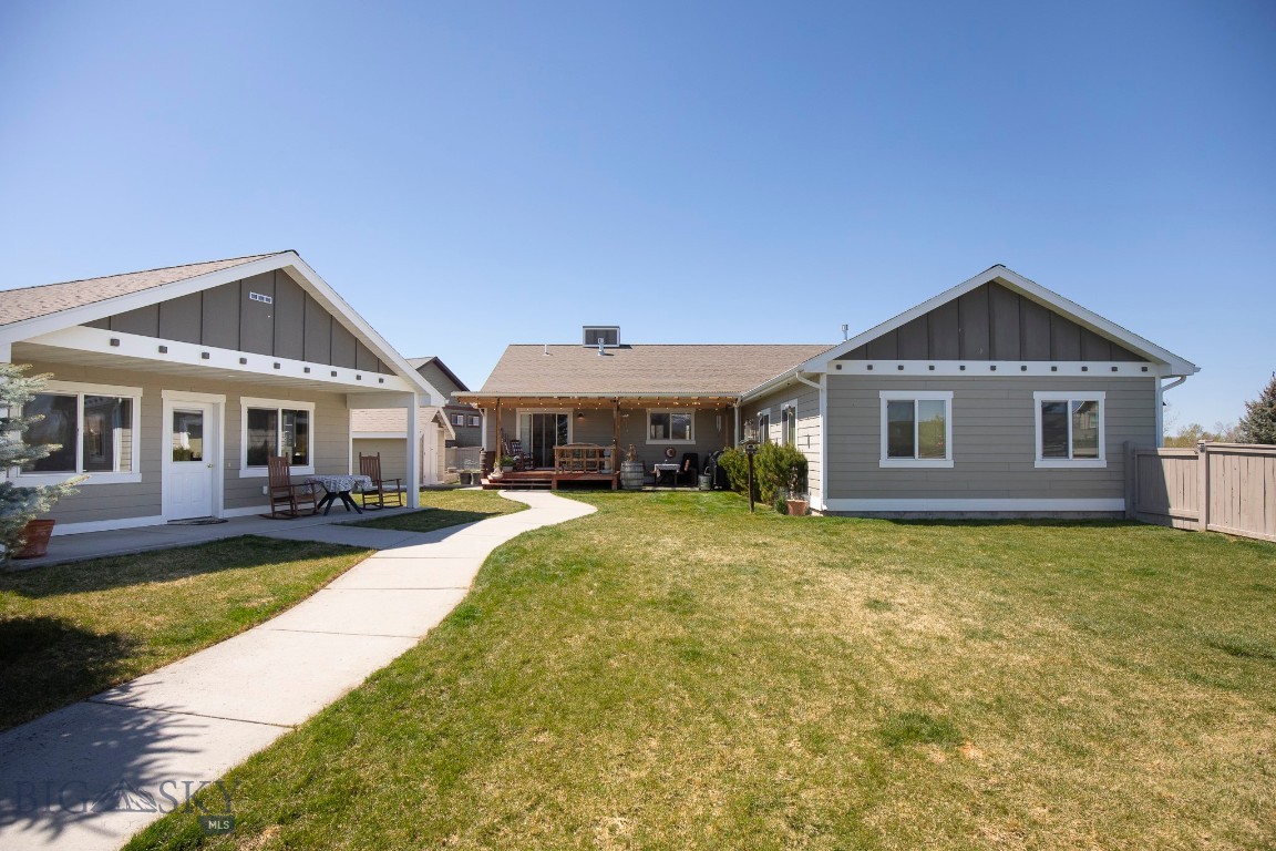 516 Circle F Trail