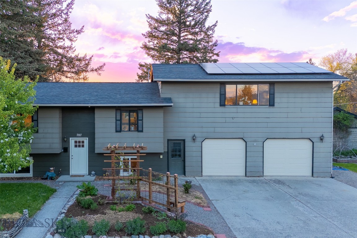 707 Montana Street