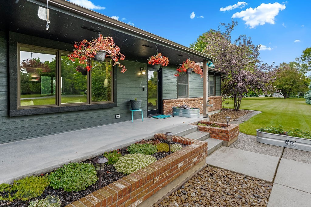 229 Cirque Drive