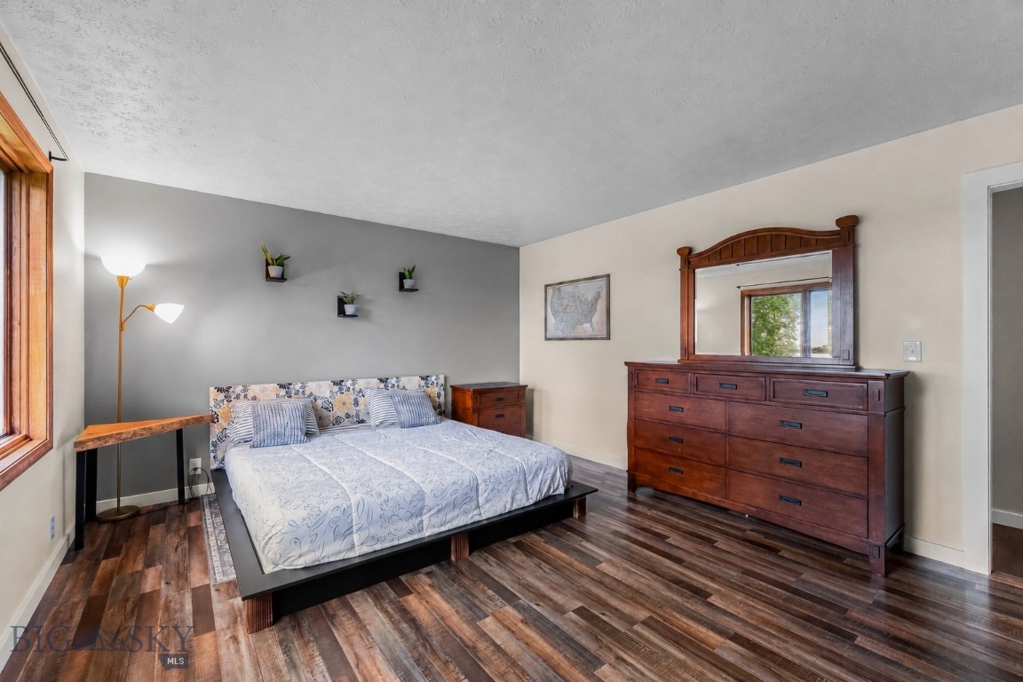 229 Cirque Drive