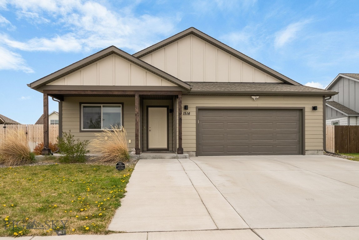 1514 Oakwood, Belgrade