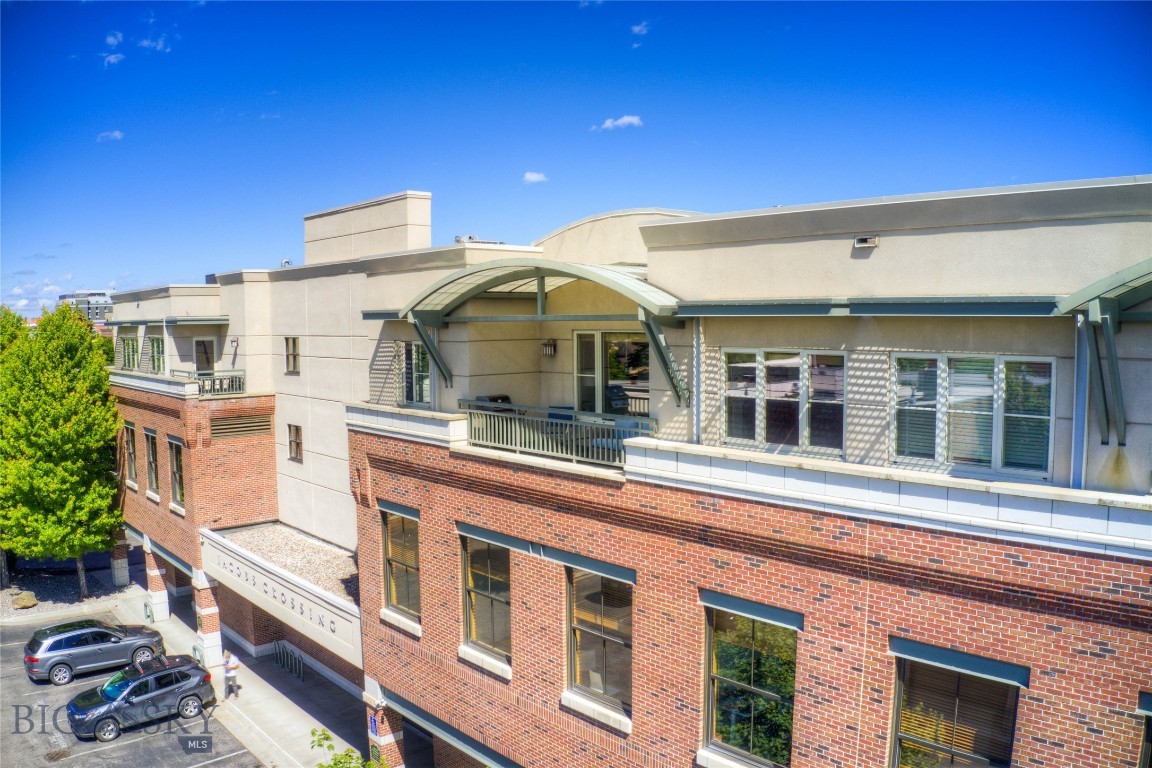 424 E Main Street E