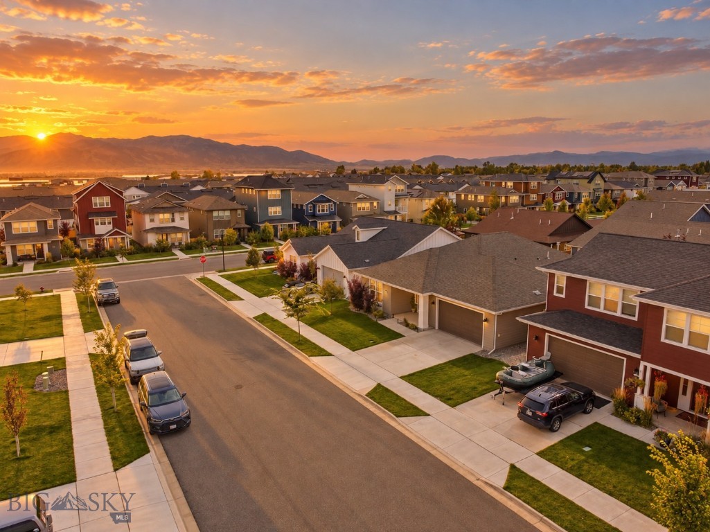 1502 Wyatt Earp Court