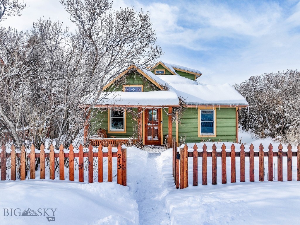 213 N 8th Avenue, Bozeman