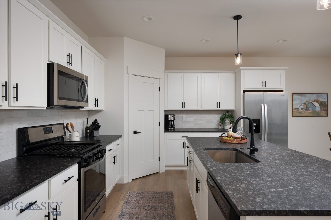 1710 Wyatt Earp Court