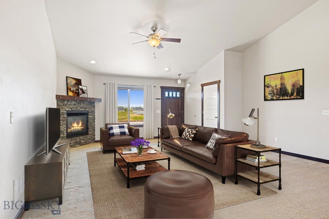 343 Stewart Loop