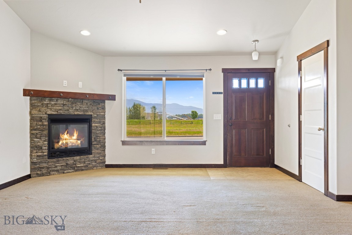 343 Stewart Loop