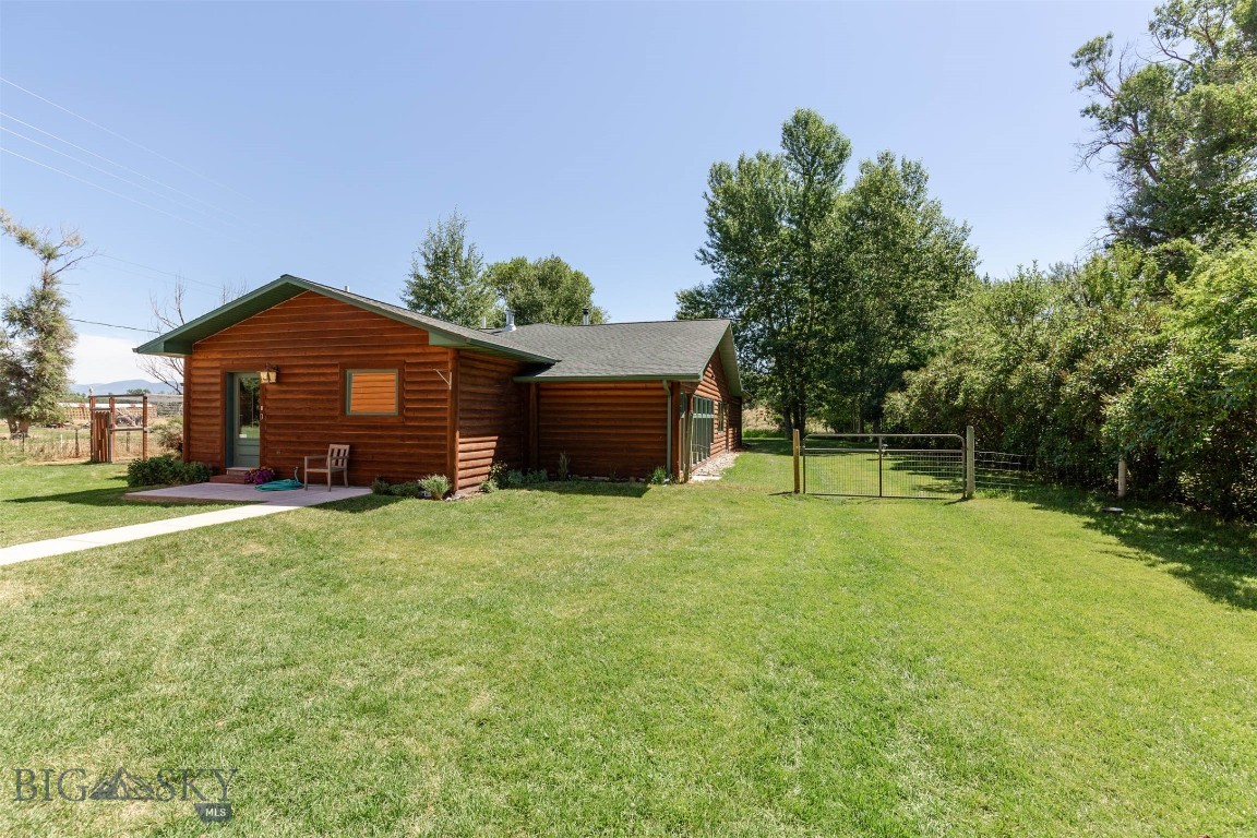 1733 W Cameron Bridge Road Road W