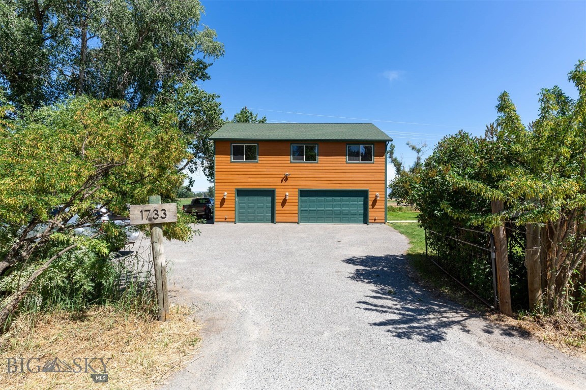 1733 W Cameron Bridge Road Road W