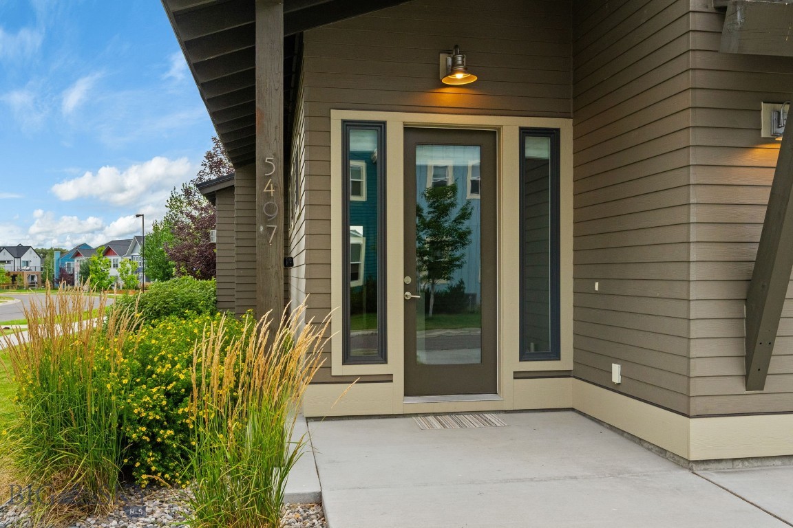 5497 Vermeer Lane