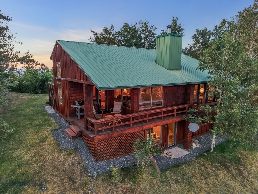 8906 Gold Dust Trail