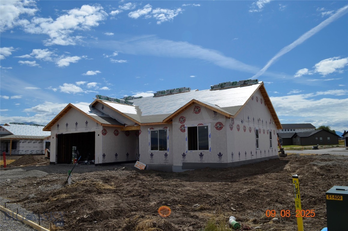 2310 Lark, Belgrade