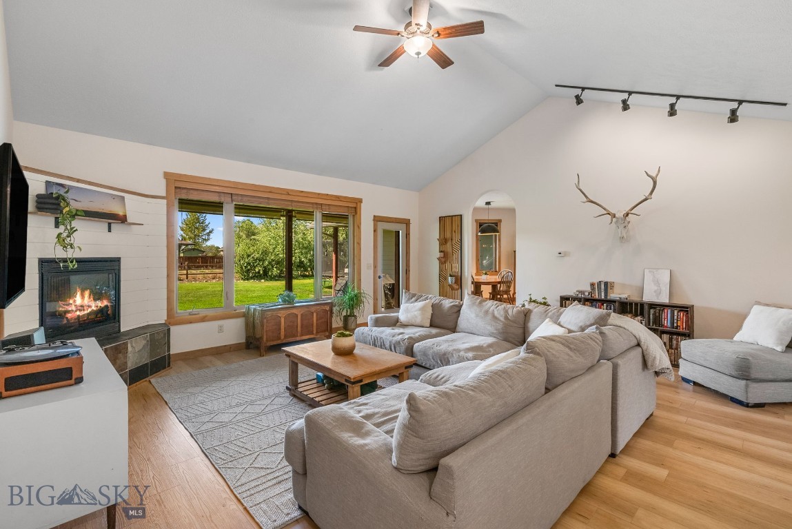 540 Coral Drive, Belgrade