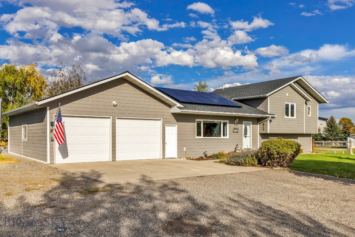 2910 Upper Rainbow Road