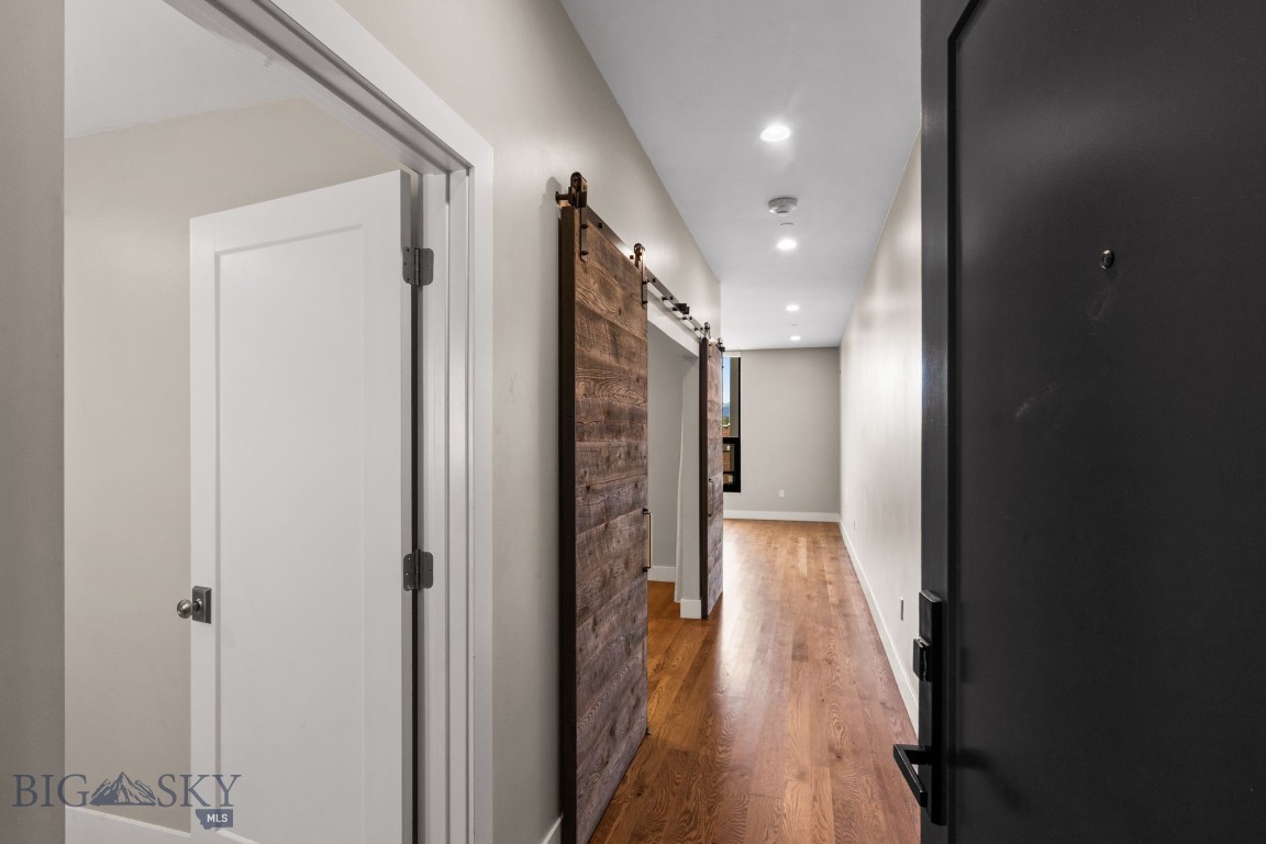 5 W Mendenhall Street 414