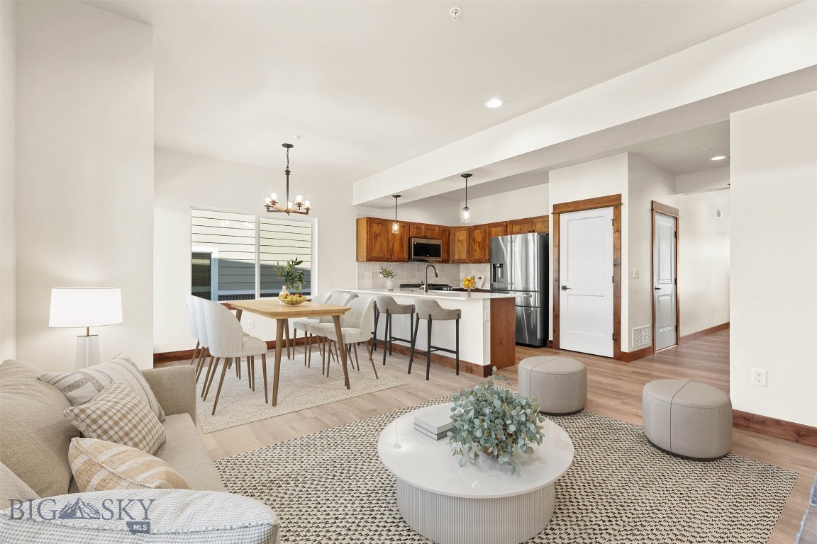 1051 Baxter Creek Way E