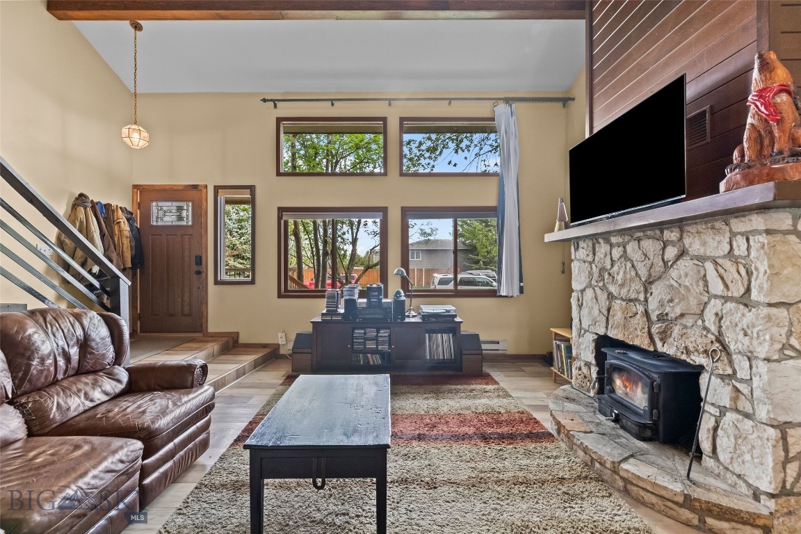 314 Hoffman Drive 2