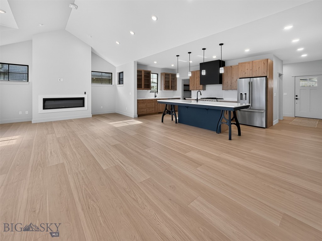 86 Hilgard Peak Court