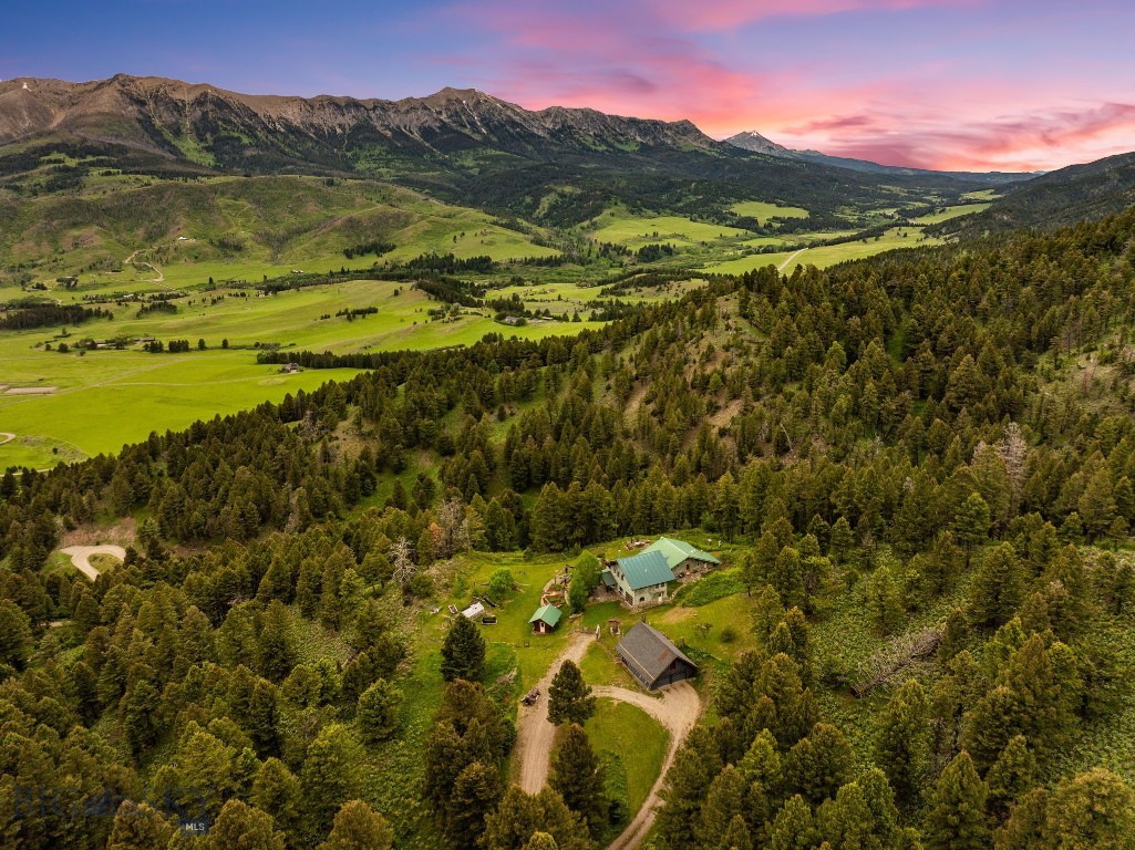 6780 Tepee Ridge Road, Bozeman