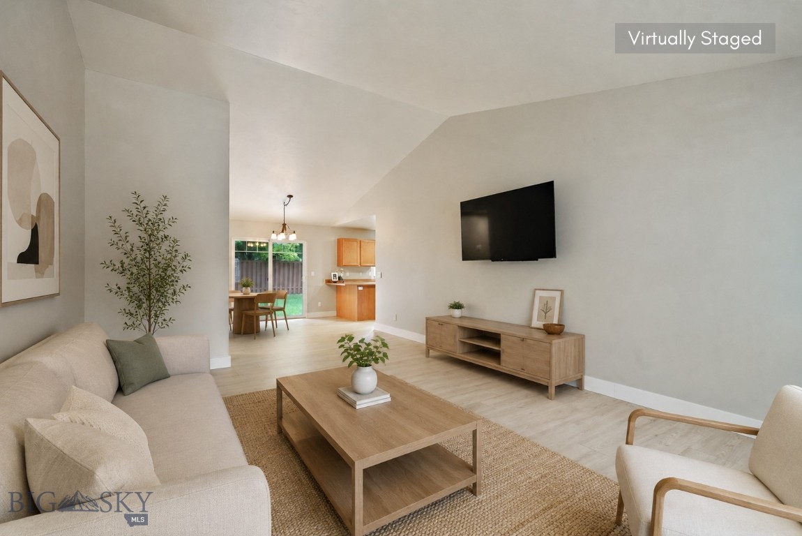 2720 Daisy Drive