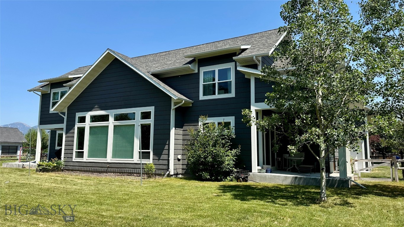 143 Mathew Bird Circle