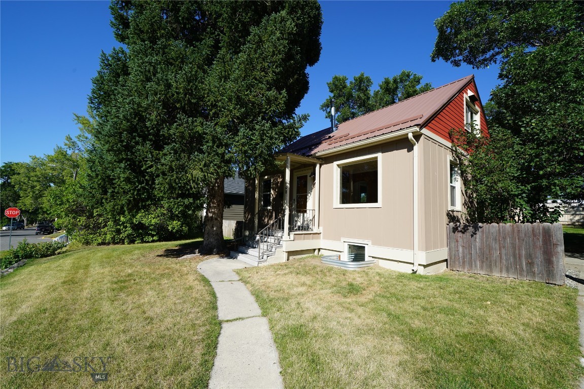 608 S 10th