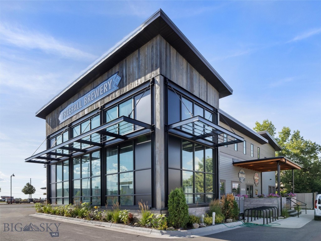 806 N 7th Avenue