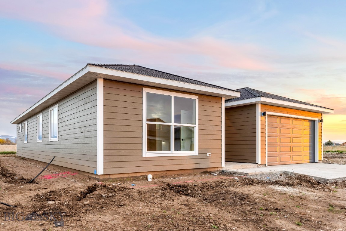 608 Spaniel Lane