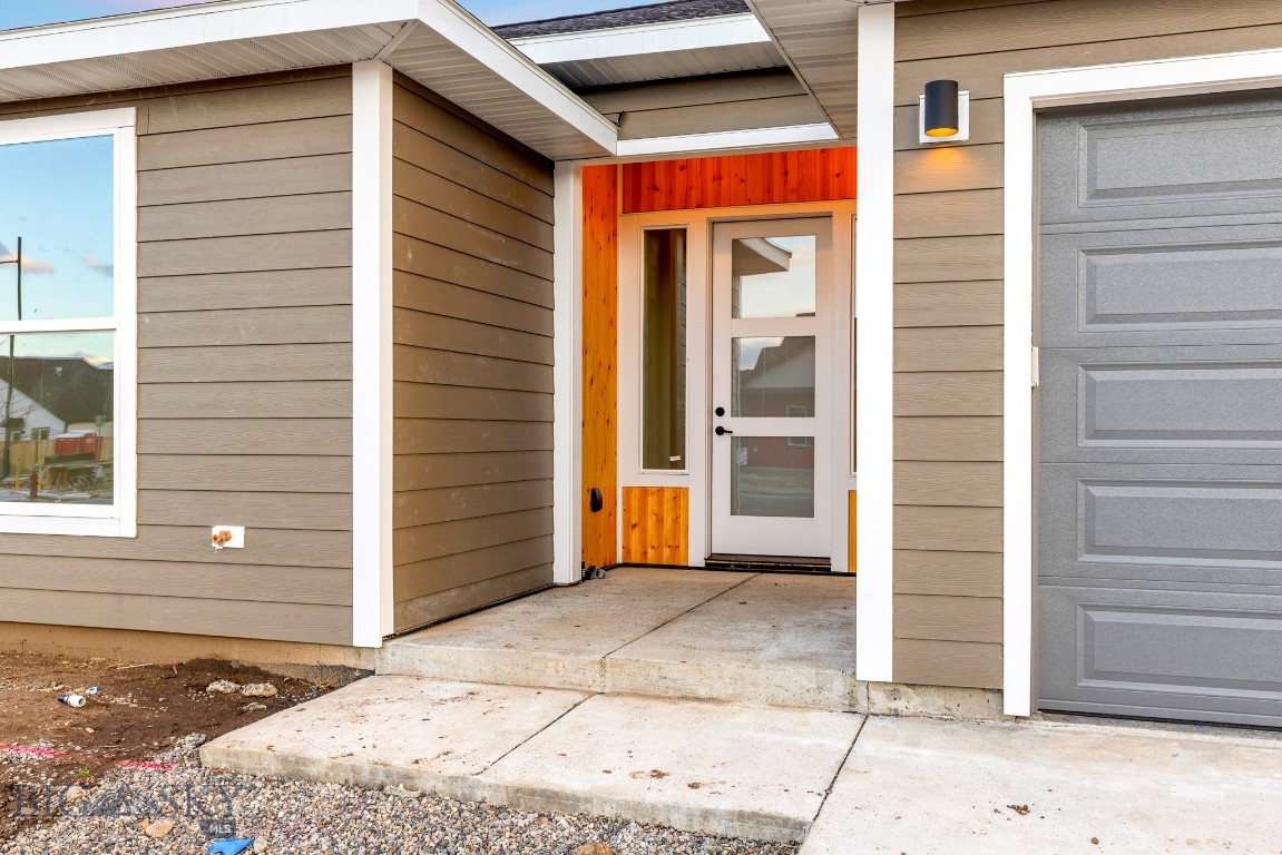 608 Spaniel Lane