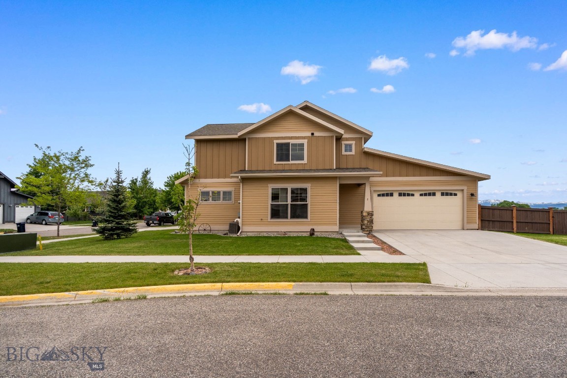 1025 Advance Dr A&B
