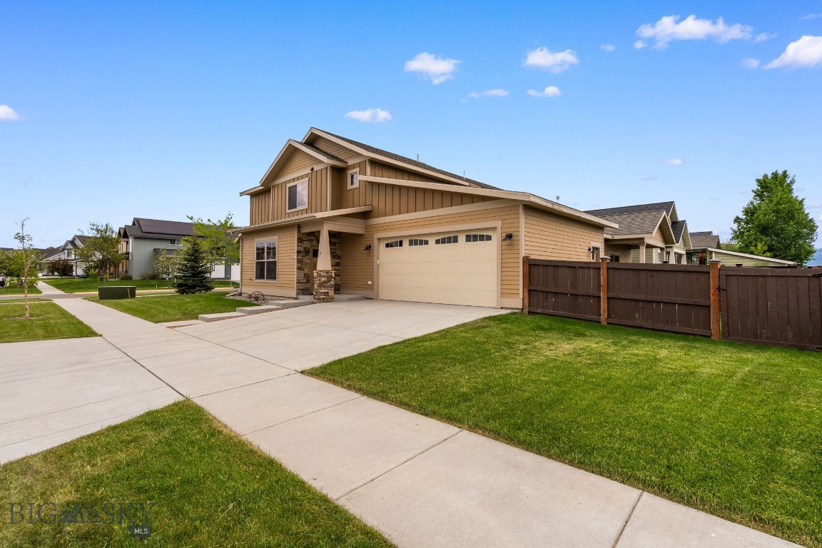 1025 Advance Dr A&B