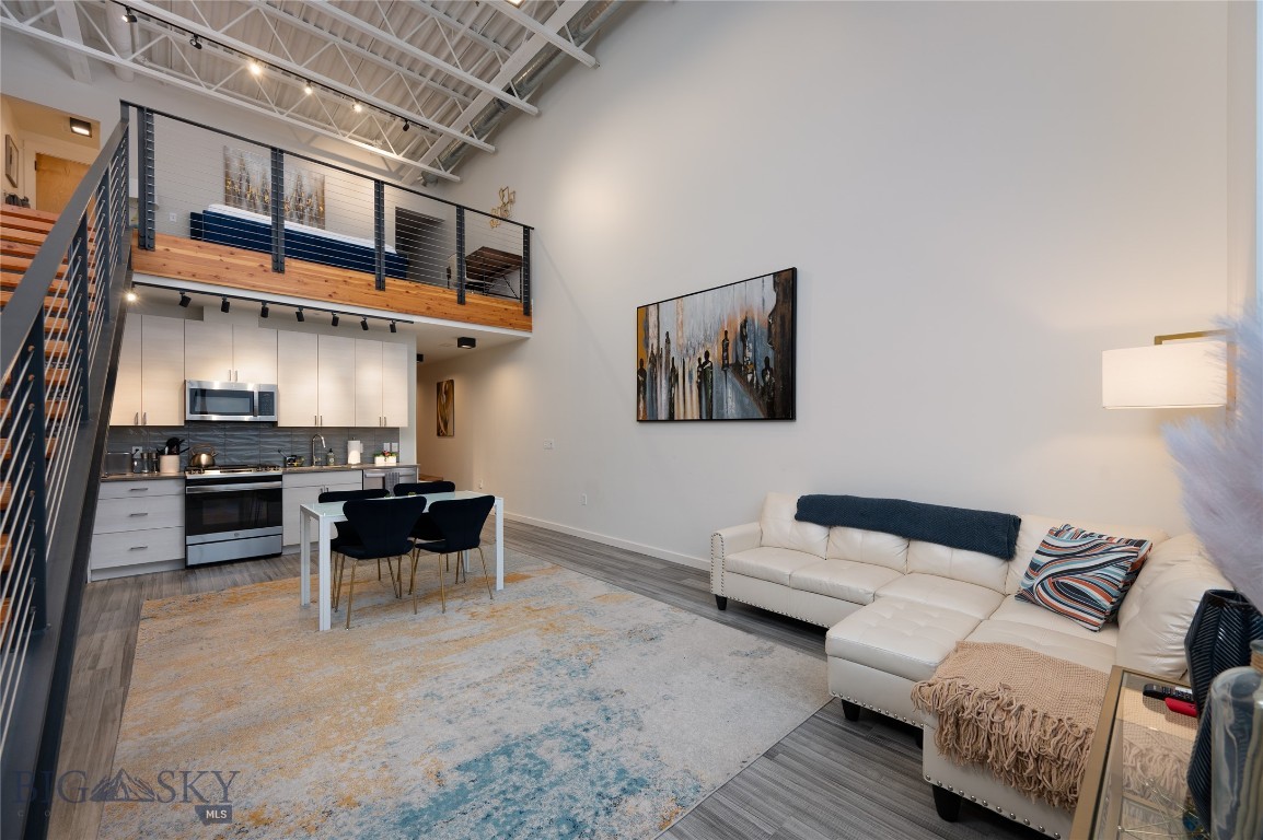 515 W Aspen Street 308