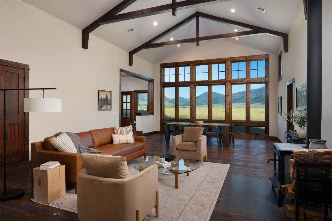 106 Morgan Trail