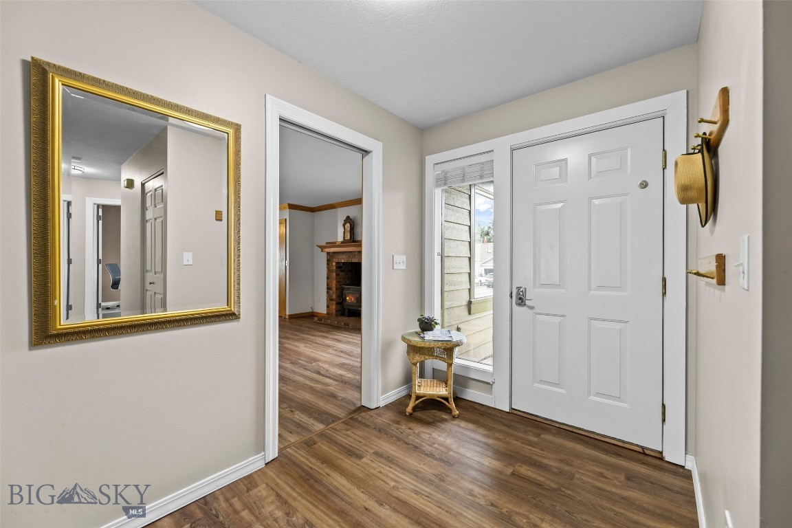 512 Fieldstone Drive