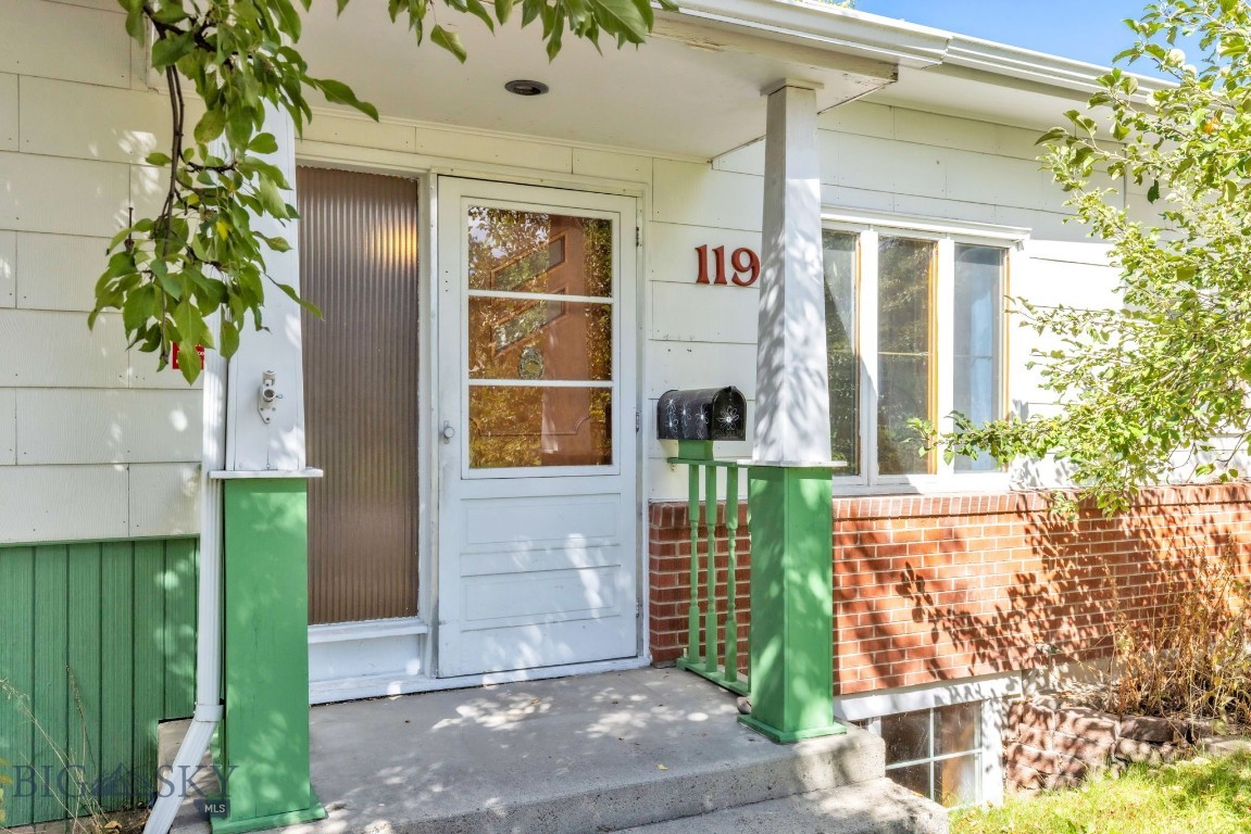 119 W College Street