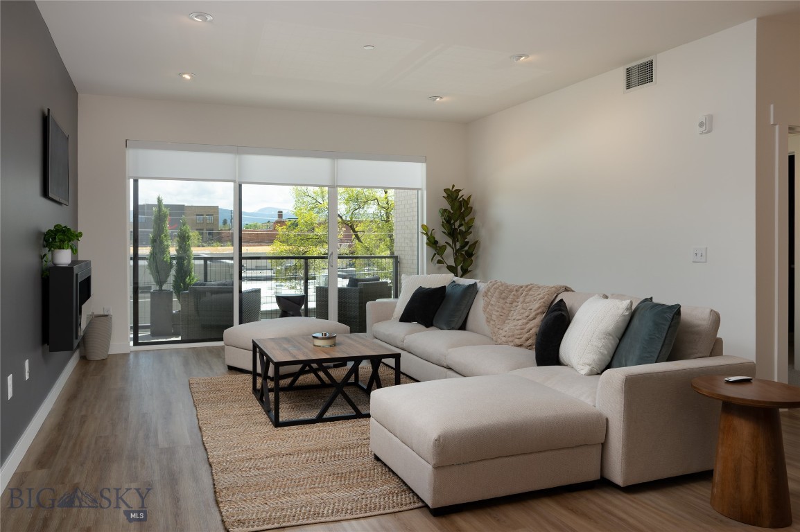 116 N Bozeman 301
